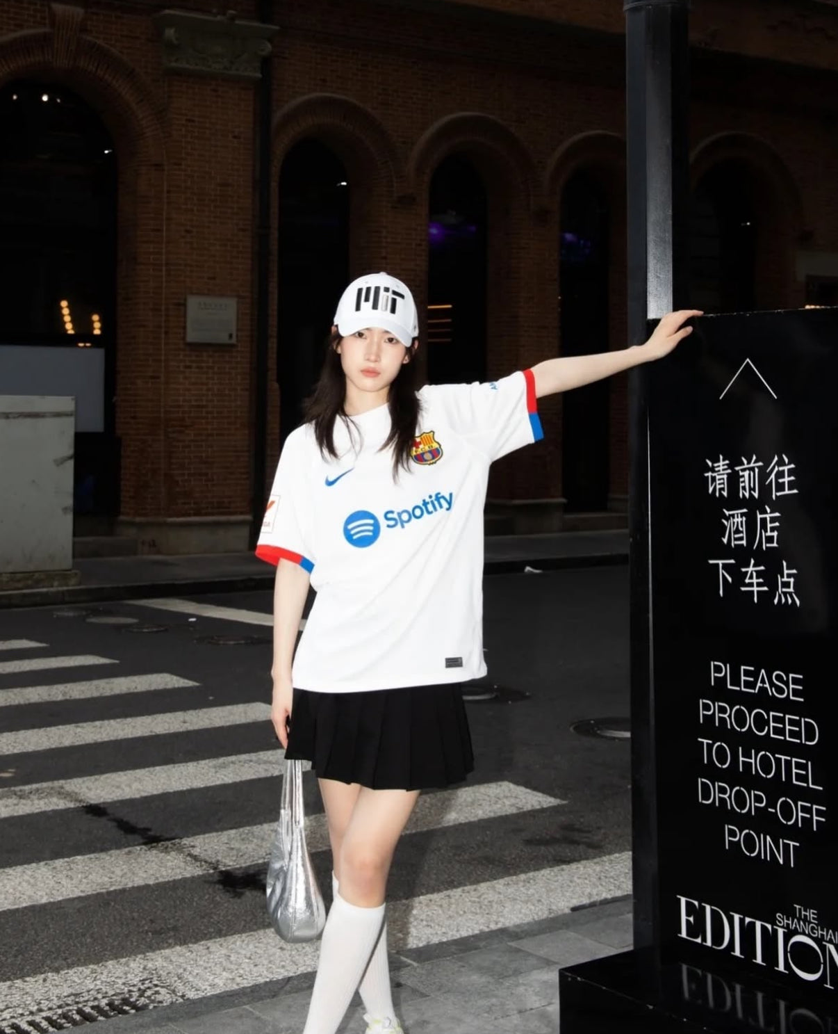 巴塞羅那 23/24 客場 | Barcelona 23/24 Away