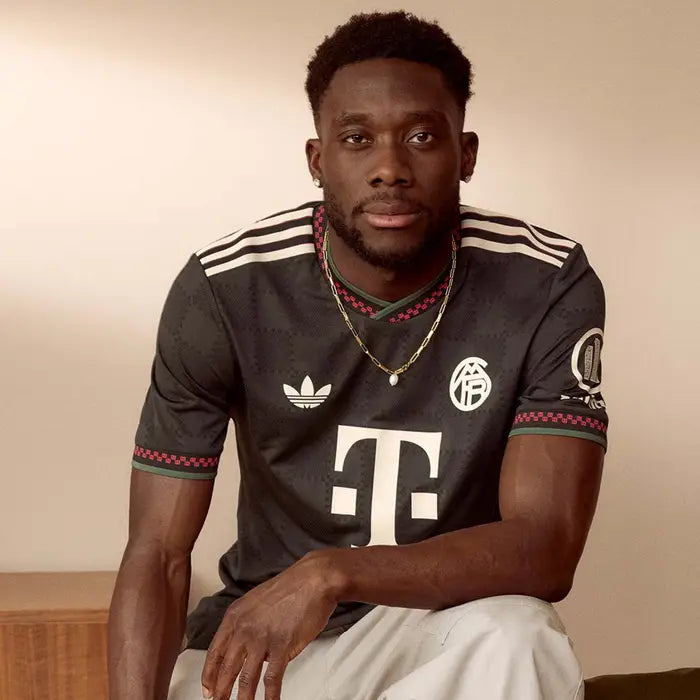 拜仁慕尼黑 25/26 二客 | FC Bayern München 25/26 Third